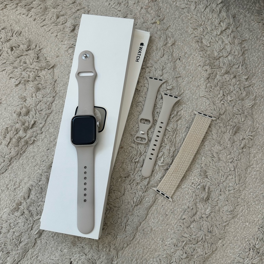Apple watch series 8